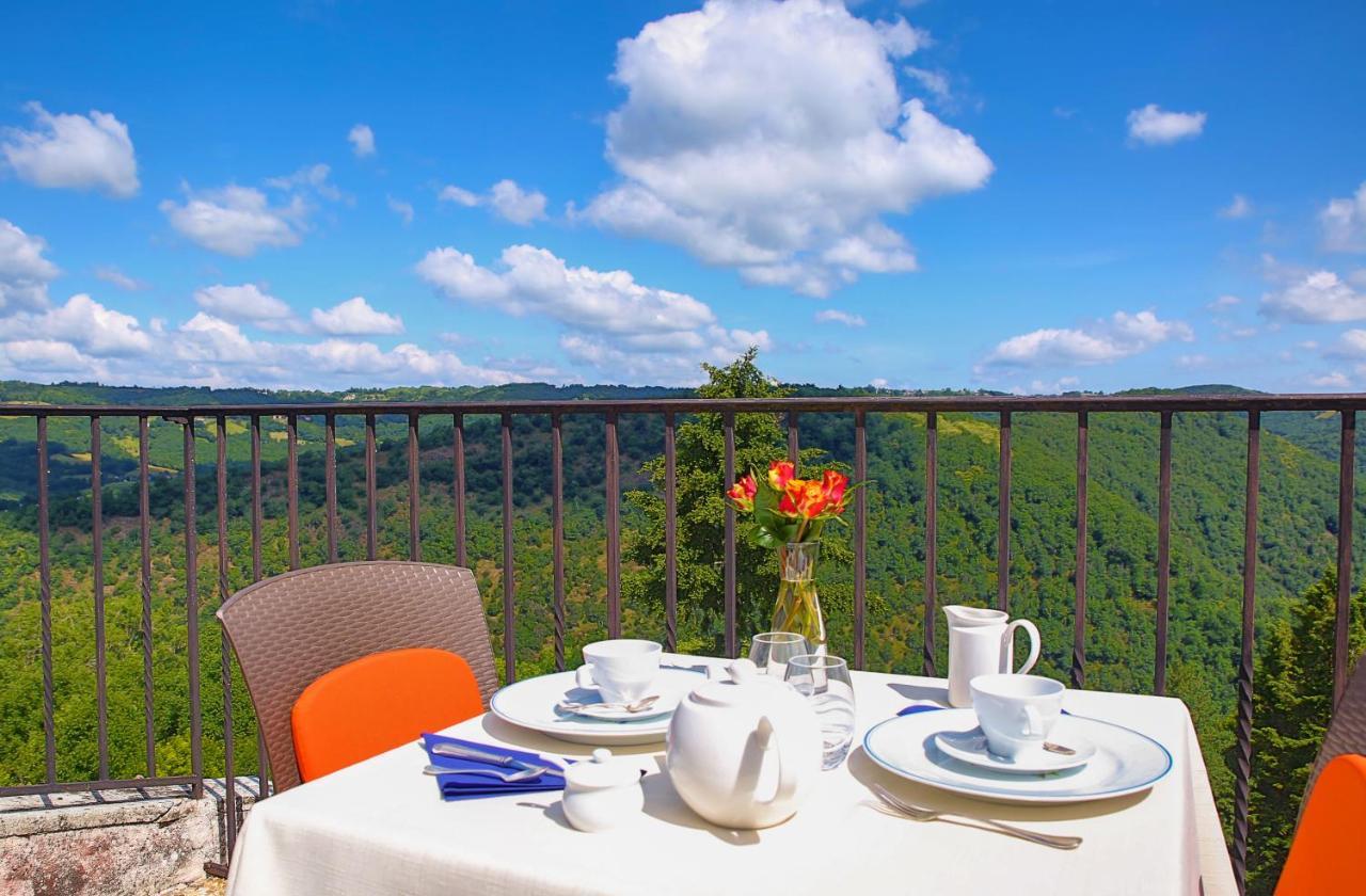 L'Oustal Del Barry Hotell Najac Exteriör bild