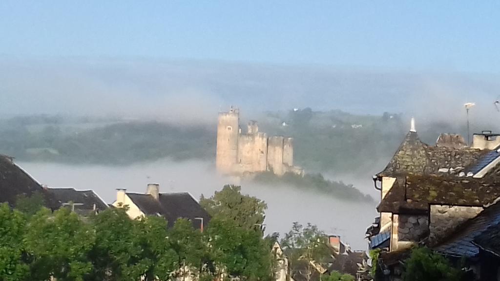 L'Oustal Del Barry Hotell Najac Exteriör bild
