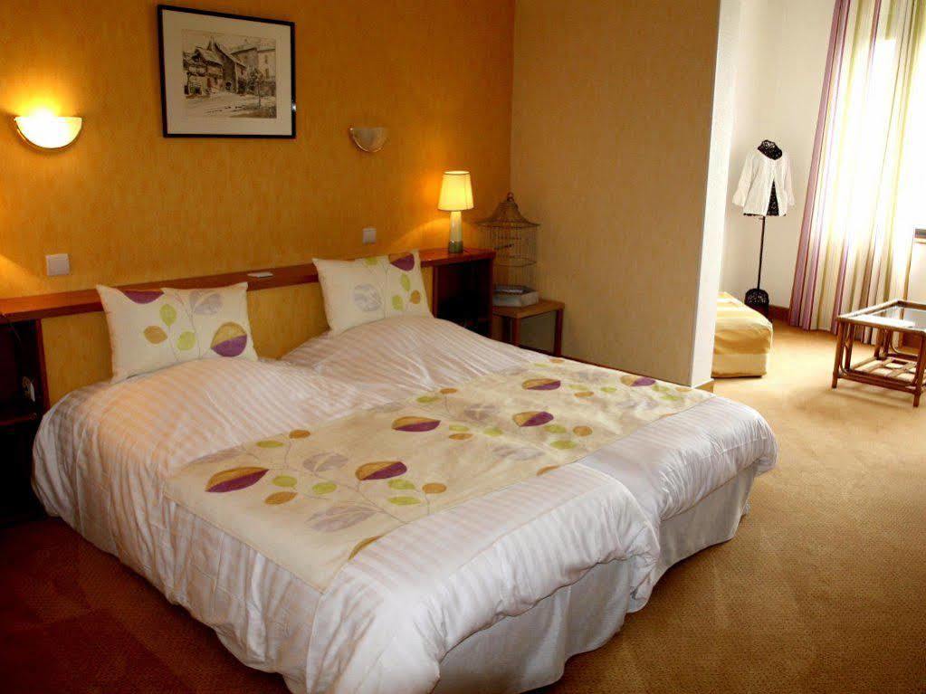 L'Oustal Del Barry Hotell Najac Exteriör bild